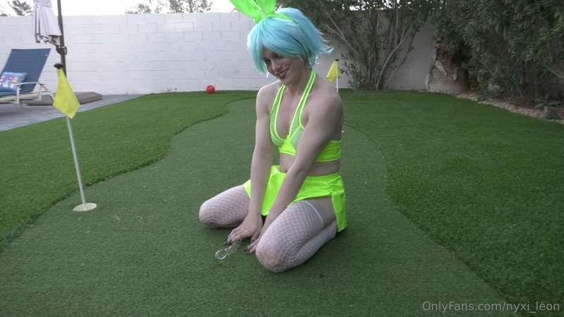 Bunny on the Tee!!! Hmu if you want this hot ass solo!!