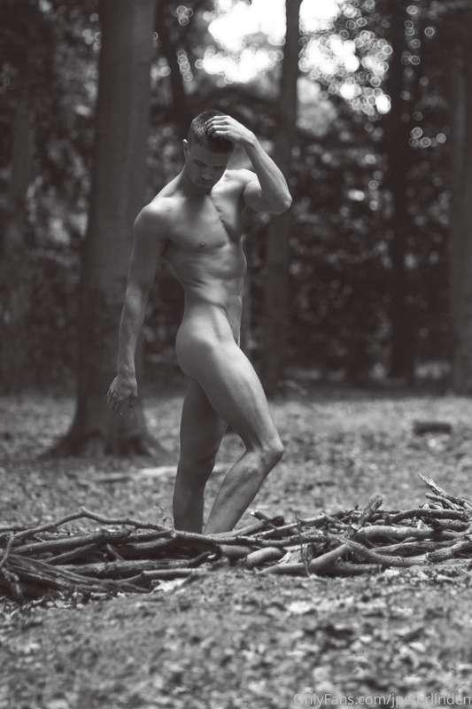 You can find me also in: Instagram: @jpeterlinden  Facebook:..