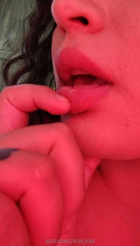 LOVE I HAVE A QUESTION FOR YOU 👀🤔If I asked you which of the..