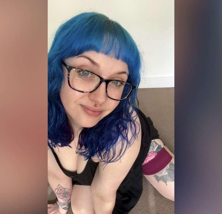 how’s this colour looking on me? 