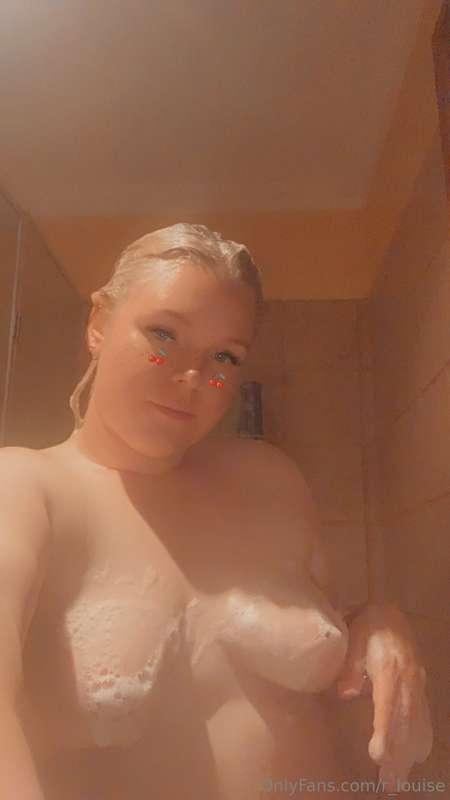 r_louise image #1