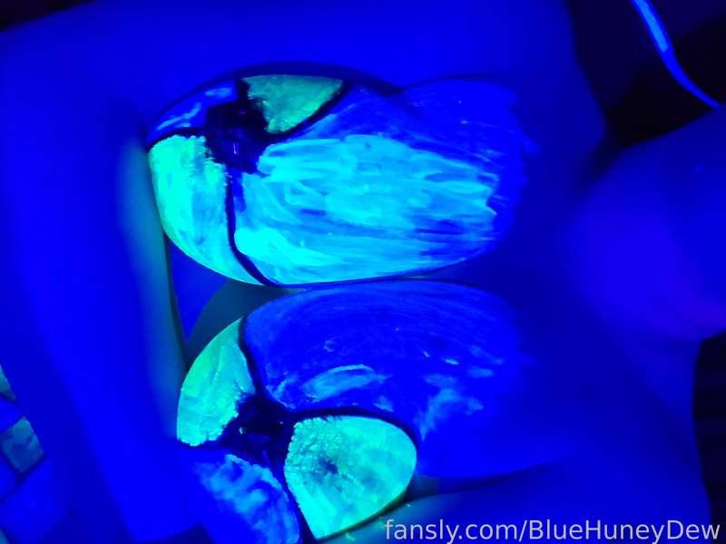 bluehuneydew image #2