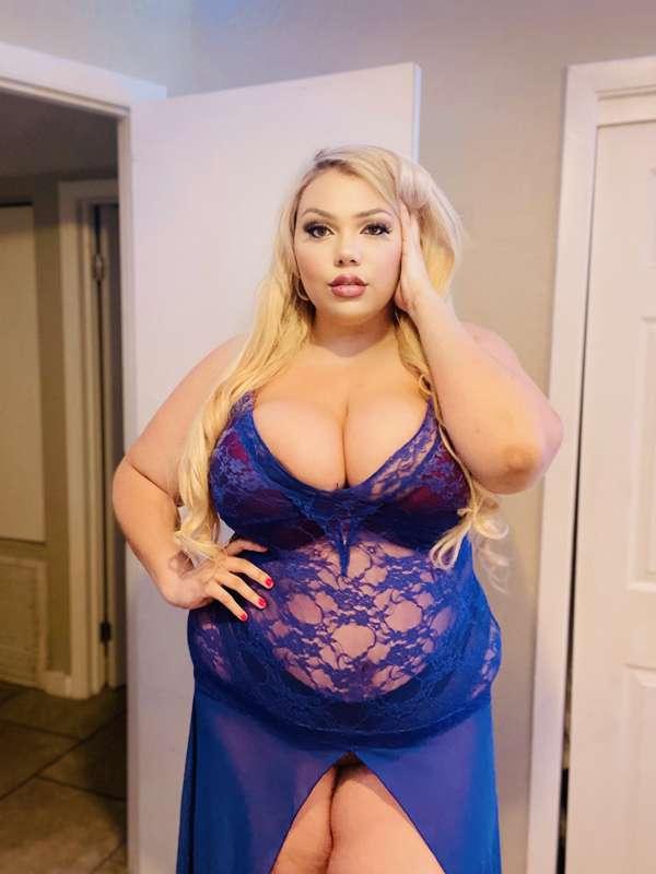 Lingerie is my favorite work attire 😘