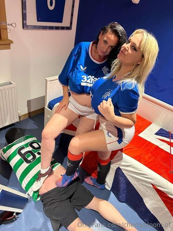 Girls just wanna have fun! So that's what @lanawolf and I di..