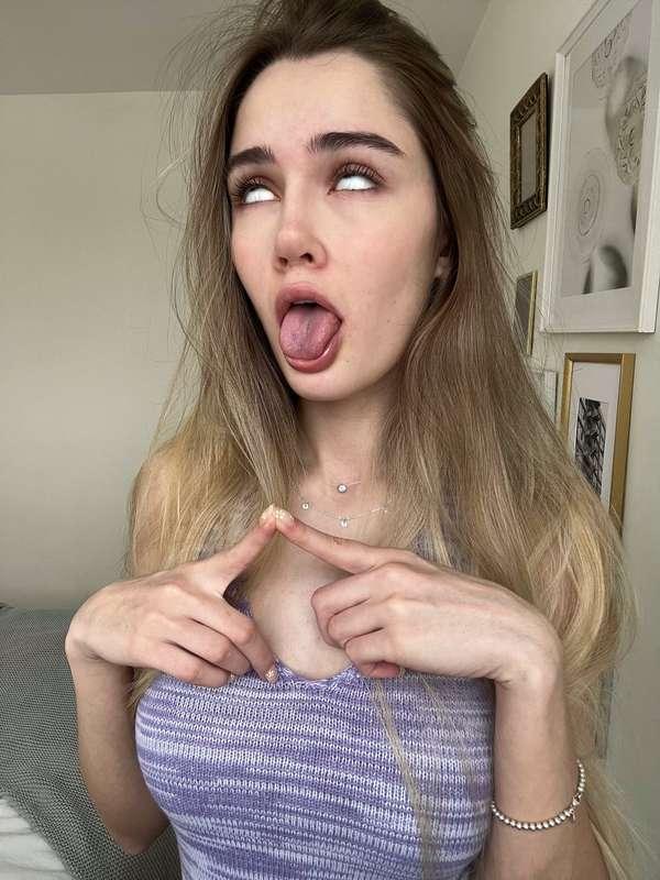 Sometimes I can be really naughty💘