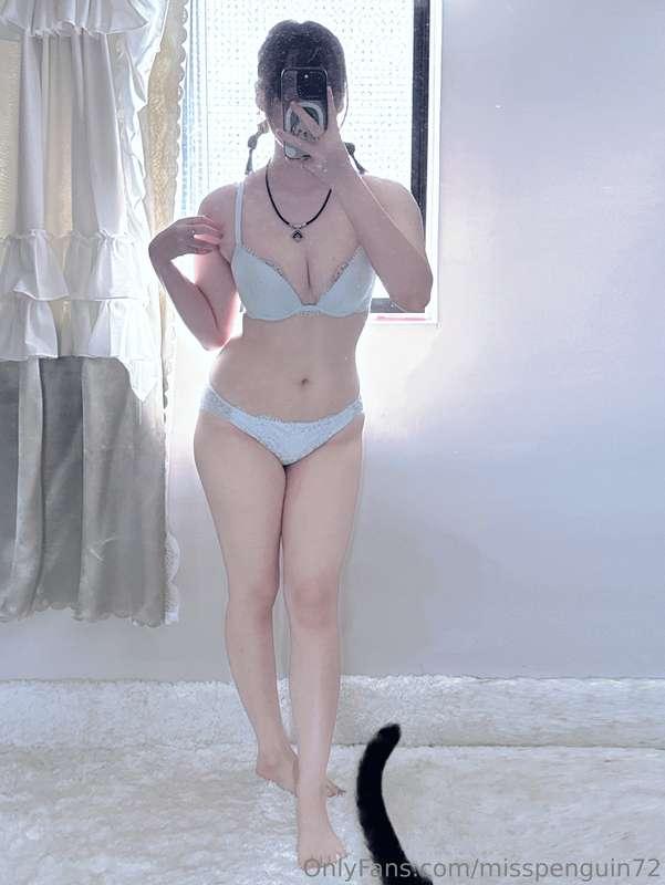Do you like this？🥰有寶寶跟我許願的內衣照❤️阿鵝的內衣可愛嗎🥰