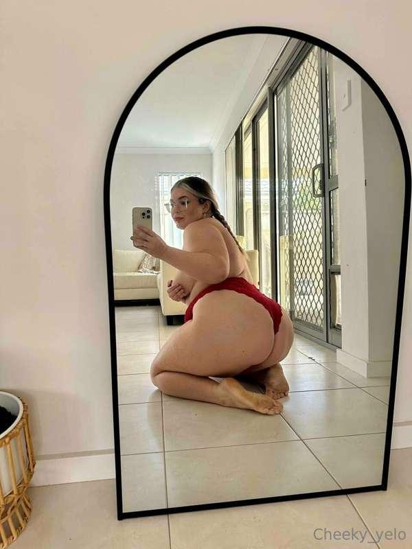 Can I be your virtual girlfriend ?