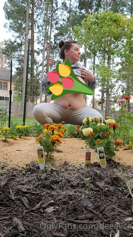 Took some fun nude photos and a short video in the garden th..