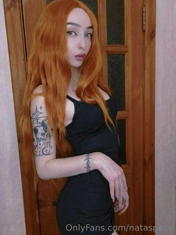 Another day in a great dress 😋 A sexy outfit always lifts my..