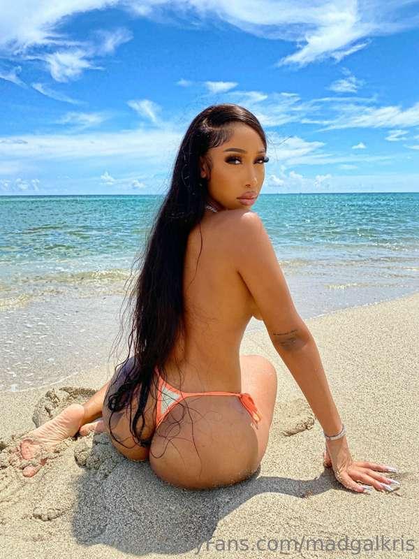 your mermaid 💜