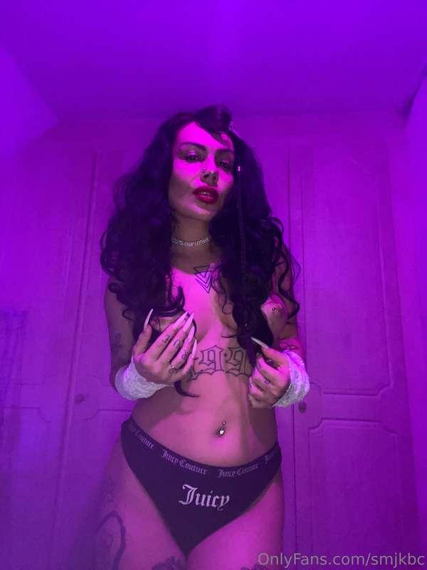 Check inbox for video 😘