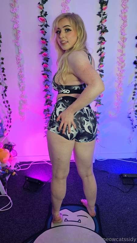 Do you like peaches? 