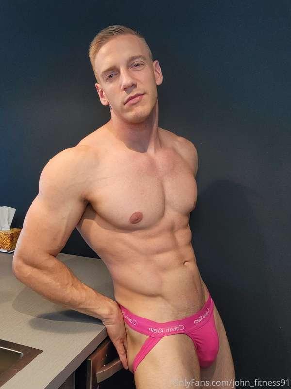 What’s your favorite color ? I couldn’t decide so I need you..