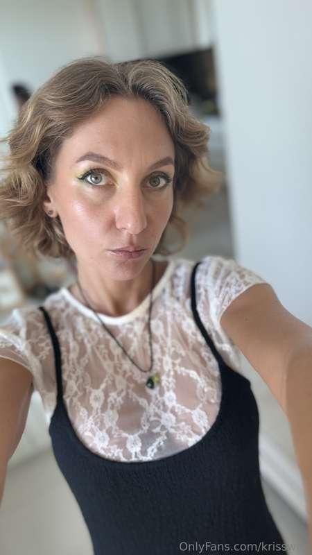 krisswife image #5