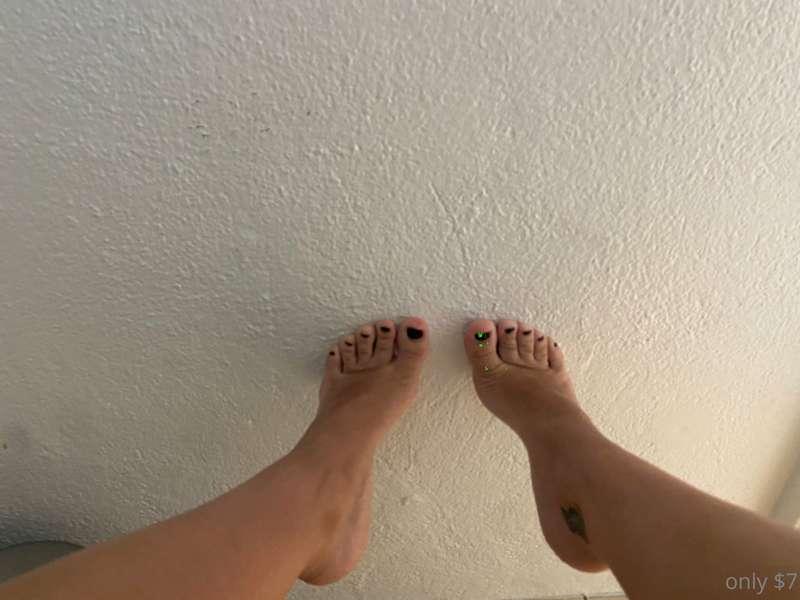 goddessvalentinaaa image #0