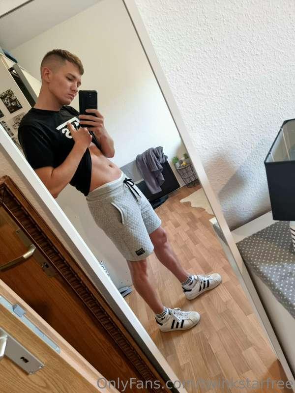 Would you take me as your boyfriend? 😜
