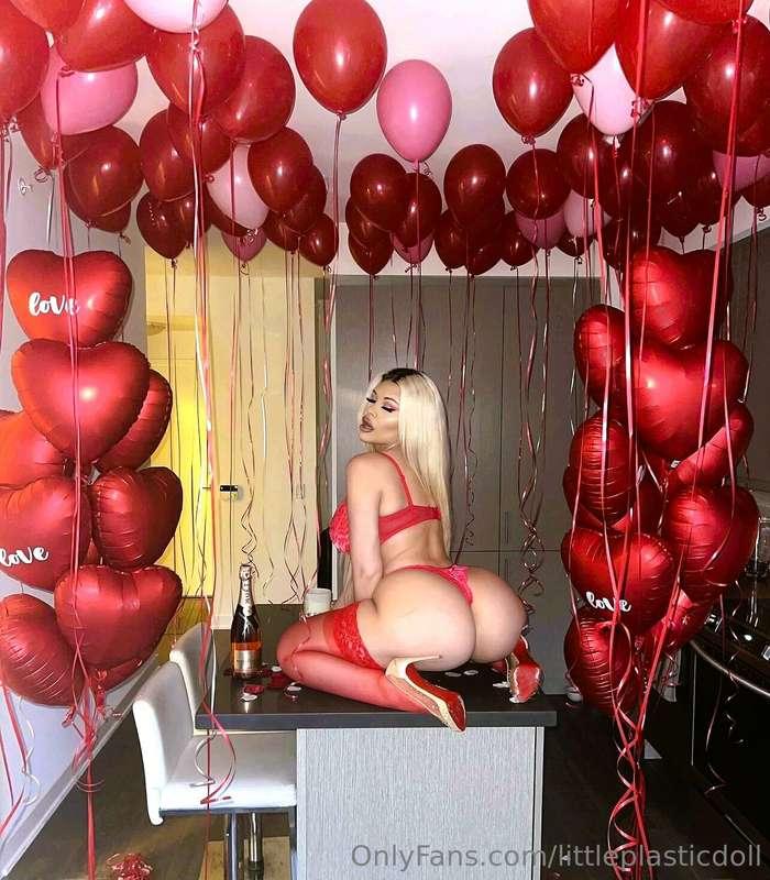 ♥️​ Queen of Hearts ♥️ who really has a big heart 🍑​​