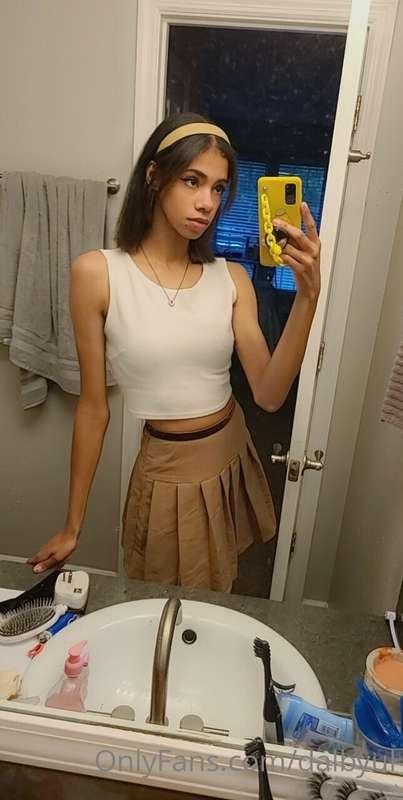 If I look hateful it's because I am 😒

Follow me on ig and T..