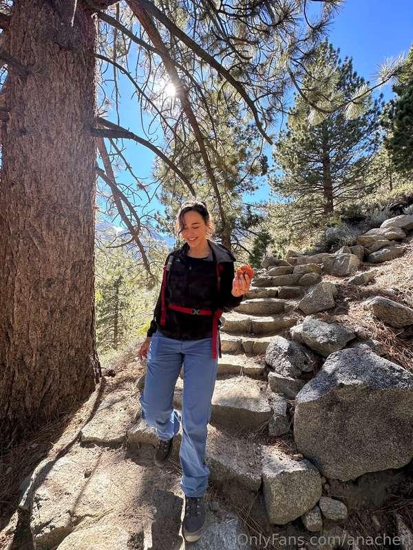 Where's your favorite place to go hiking?? 🥾⛰️