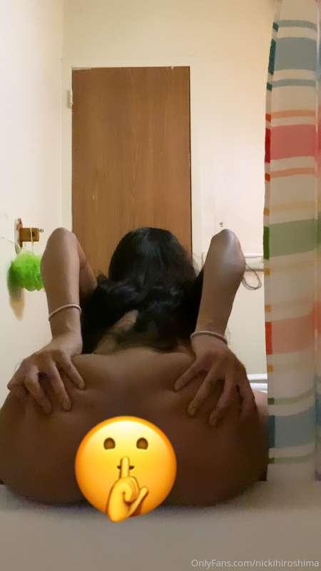 who wants to see the video to this? 😘