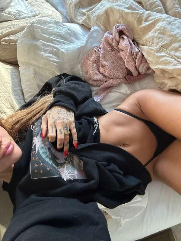Check what I just sent in your dm and tell me if you like ;)