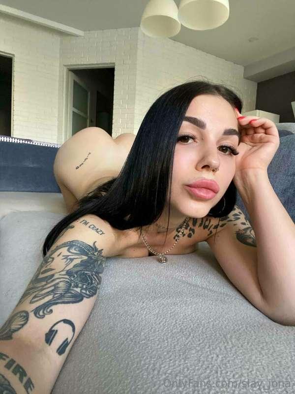 My wet pussy really wants to be fondled💋🎀