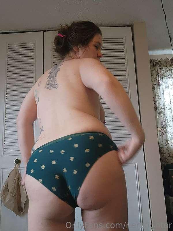 I want you to pinch me just because 😉

These panties are for..