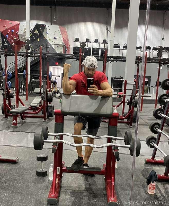Morning arm workout...video soon.