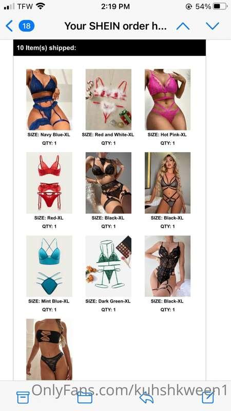 What outfit you want to see first? 🥰🖤💋