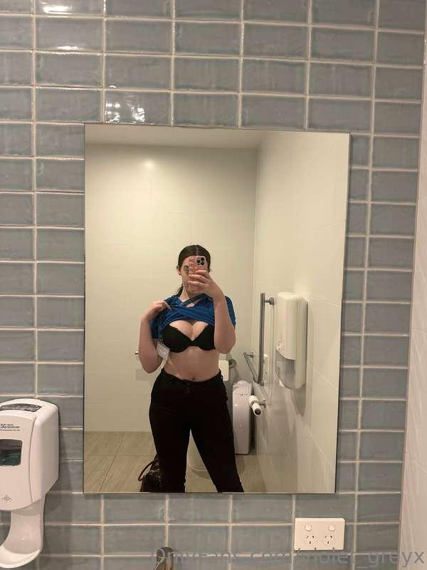 violet_greyx image #0