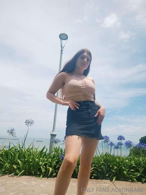 💋 @lovegirls69 💋💋 @lovegirls69 💋 🍒 𝕊𝕜𝕚𝕟𝕟𝕪 𝕃𝕒𝕥𝕚𝕟𝕒 𝕨𝕚𝕥𝕙 𝕓𝕖𝕒𝕦𝕥𝕚..