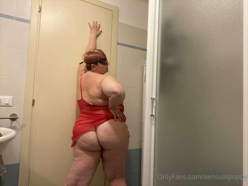 here I am all naked for you !!!