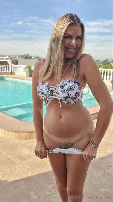 Do you wanna see my pussy slide up and down on dildo? Check ..