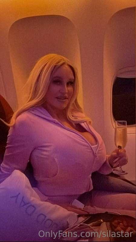 ✈️ On my way to the other side of the World 🌎.

🔜 Super hot ..