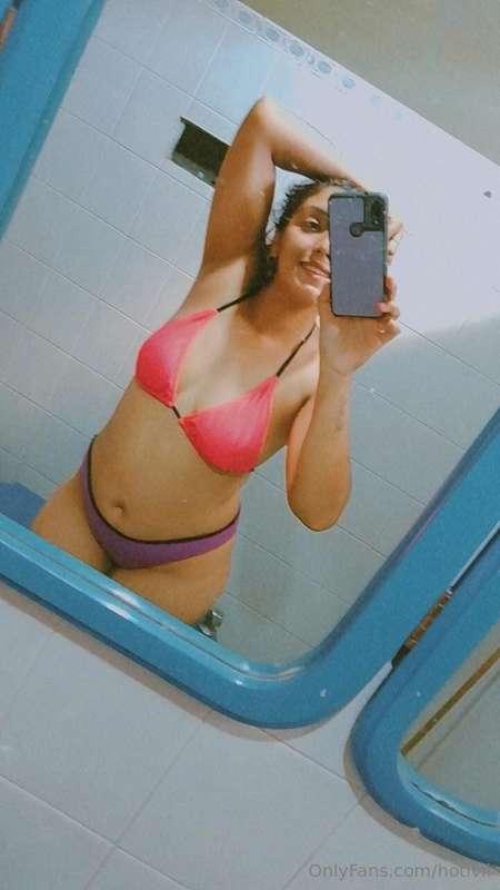 in love with my swimsuit 🩱