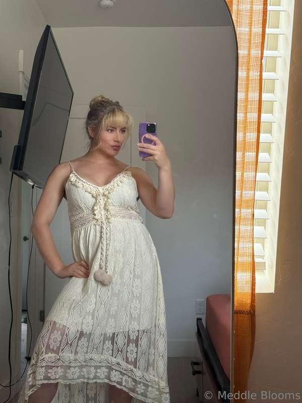 Wearing this dress finally ☺️ a fan bought it from my wishli..