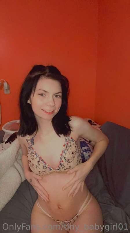 tiny_babygirl01 image #1