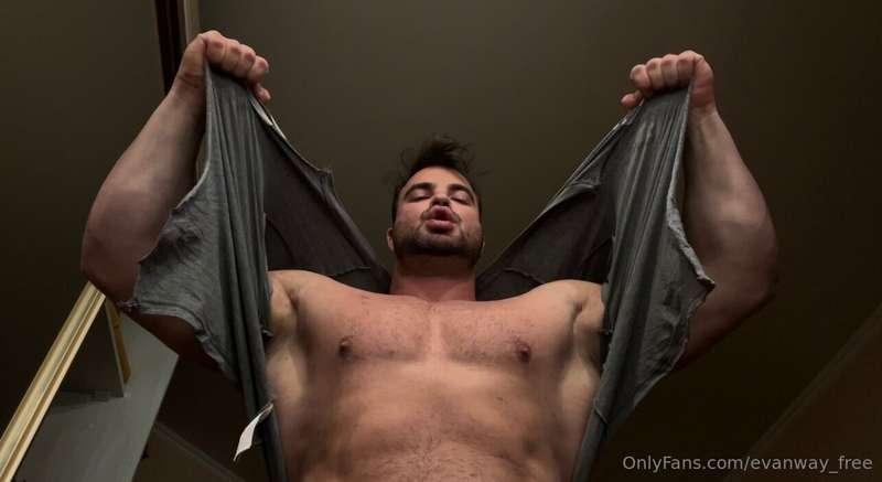 Check now! So hot muscle worship 🔥💪new  Close upper body 🔝 S..