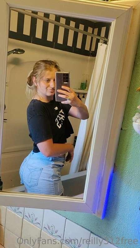 How do my shorts look? 😝