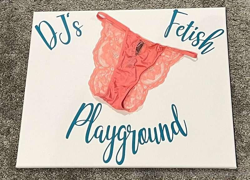 djsfetishplayground image #27
