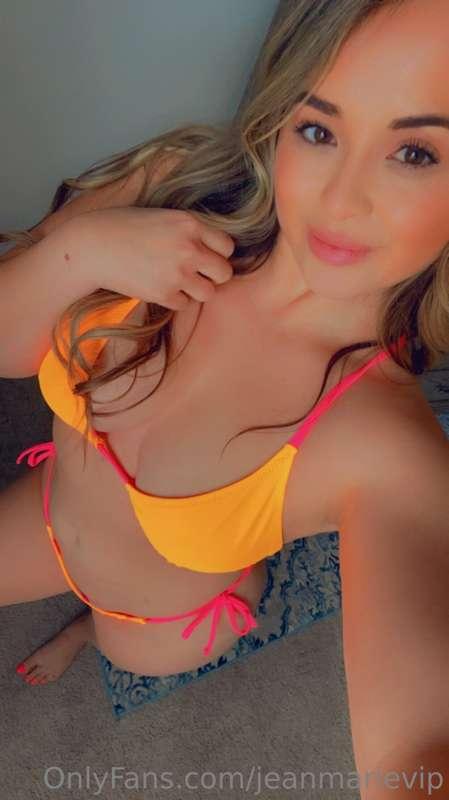 I'm really craving my tits getting sucked on...like bad righ..