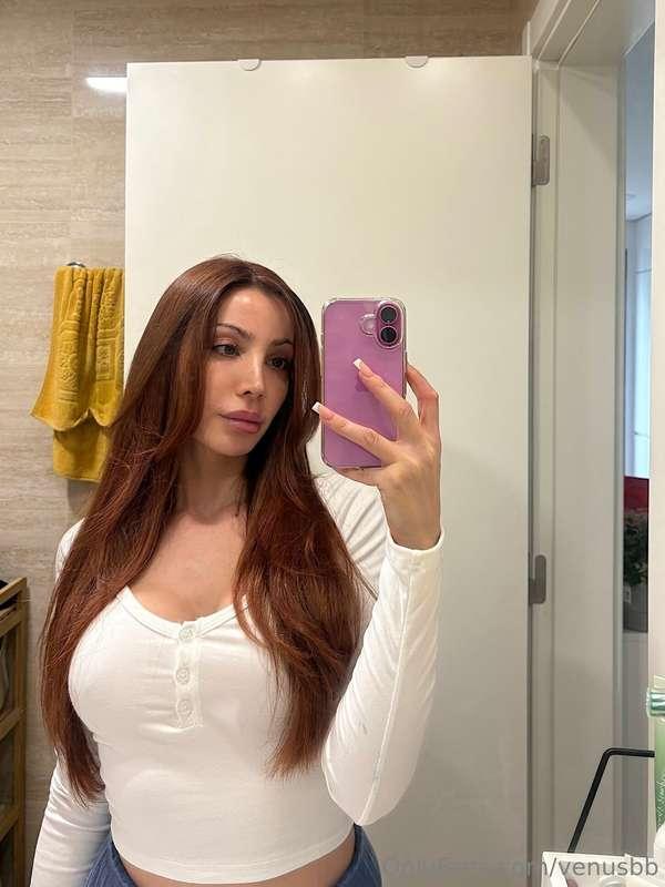 No makeup selfie :* happy Friday 💞