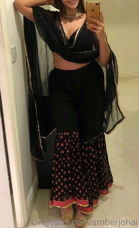 Dress to seduce...🫦