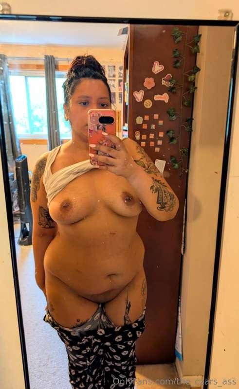 Because y'all are so into morning no makeup nudes 💖💖 I DECID..