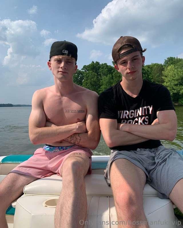 My bro just posted his 1st male collab😎 luckily I am in it @..