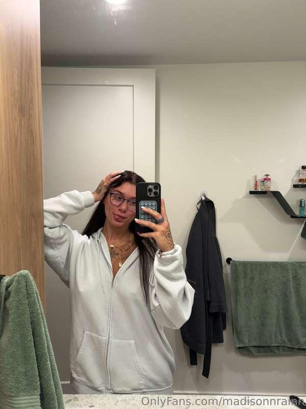 Will y'all stay up late with me? :))