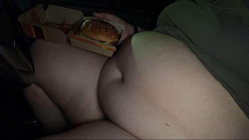 neeeeeed belly rubs asap,, I was such a greedy piggy tonight..