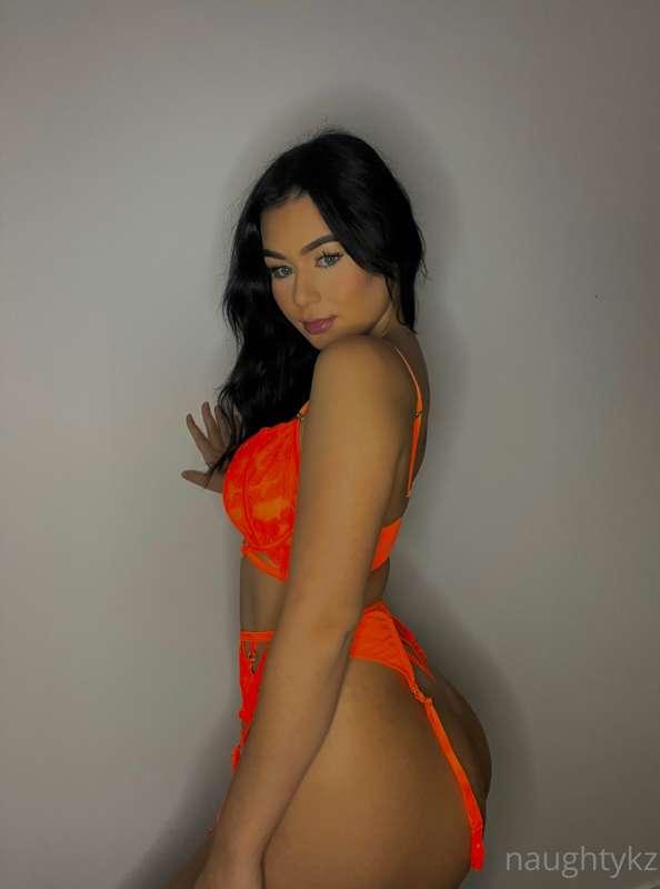 Wanna be naughty for you