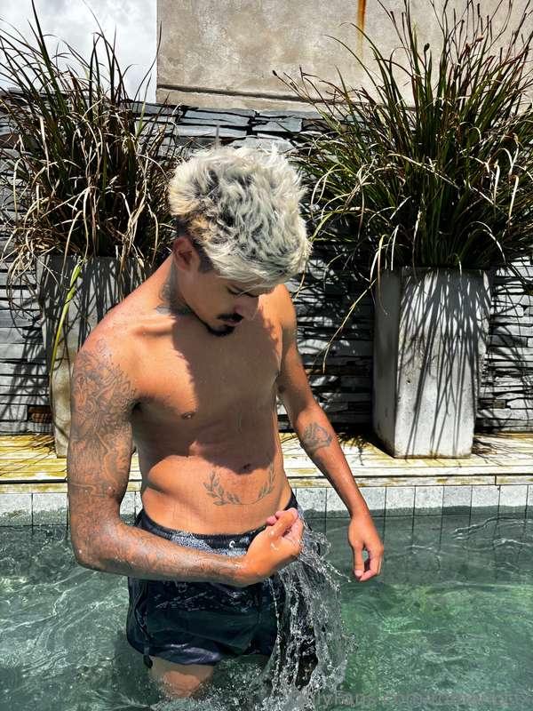 Who comes to the pool with me... I don't promise to behave w..