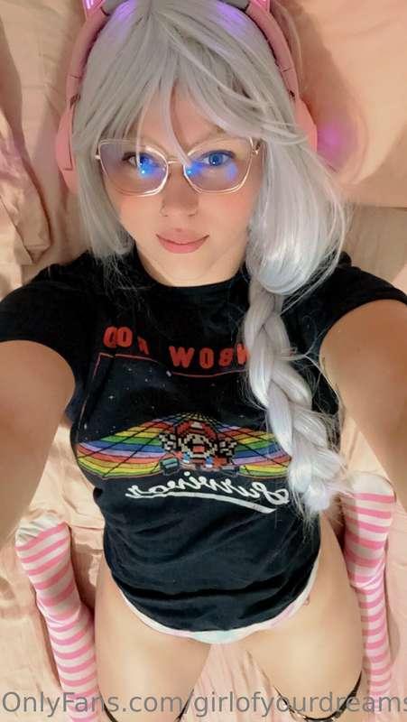 Who wants to play games with me? I’m such a good Gamer Grill..